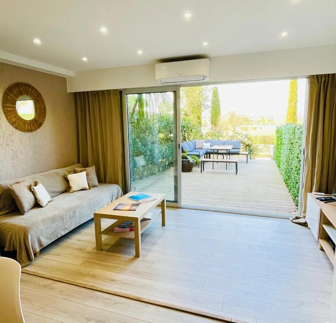 La Siesta 6 Personnes Bord De Plage Et Piscine, Terrasse De 30M2 Gassin