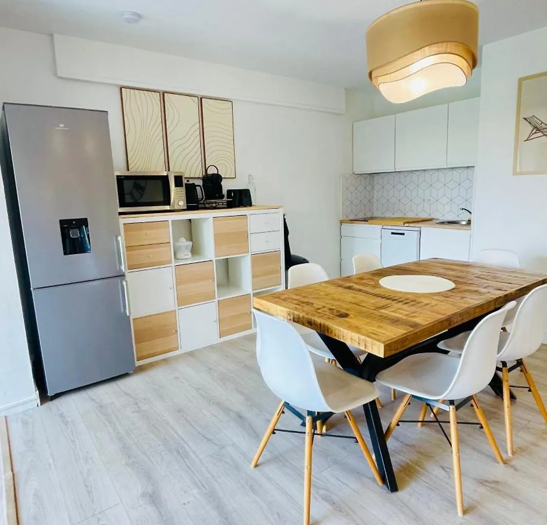 La Siesta 6 Personnes Bord De Plage Et Piscine, Terrasse De 30M2 Gassin Appartement